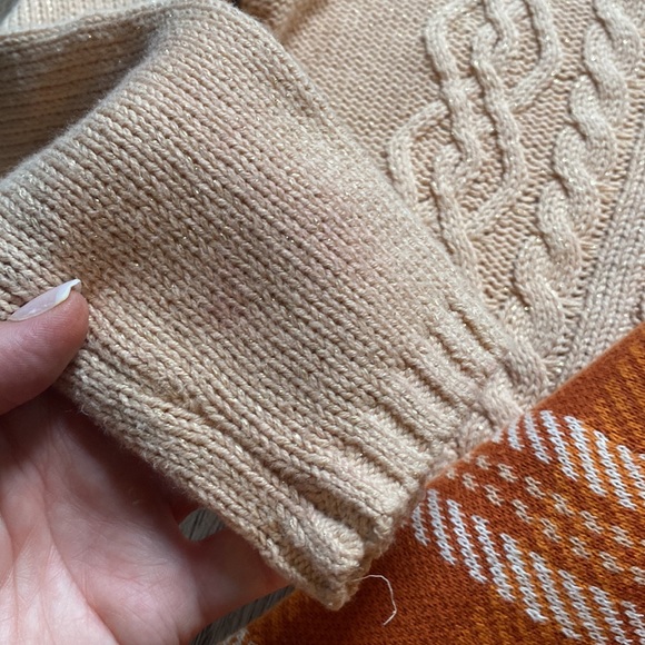 Two piece skirt and sweater - Picture 5 of 5